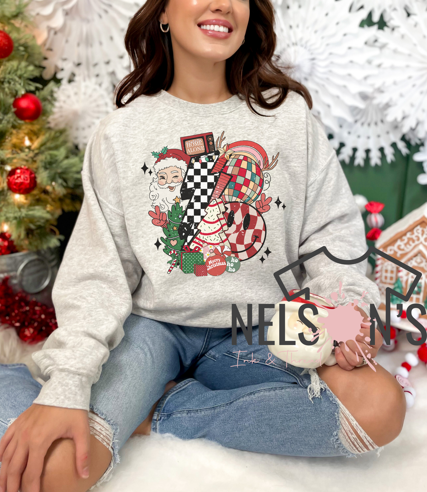 Christmas Retro Gildan Sweatshirt