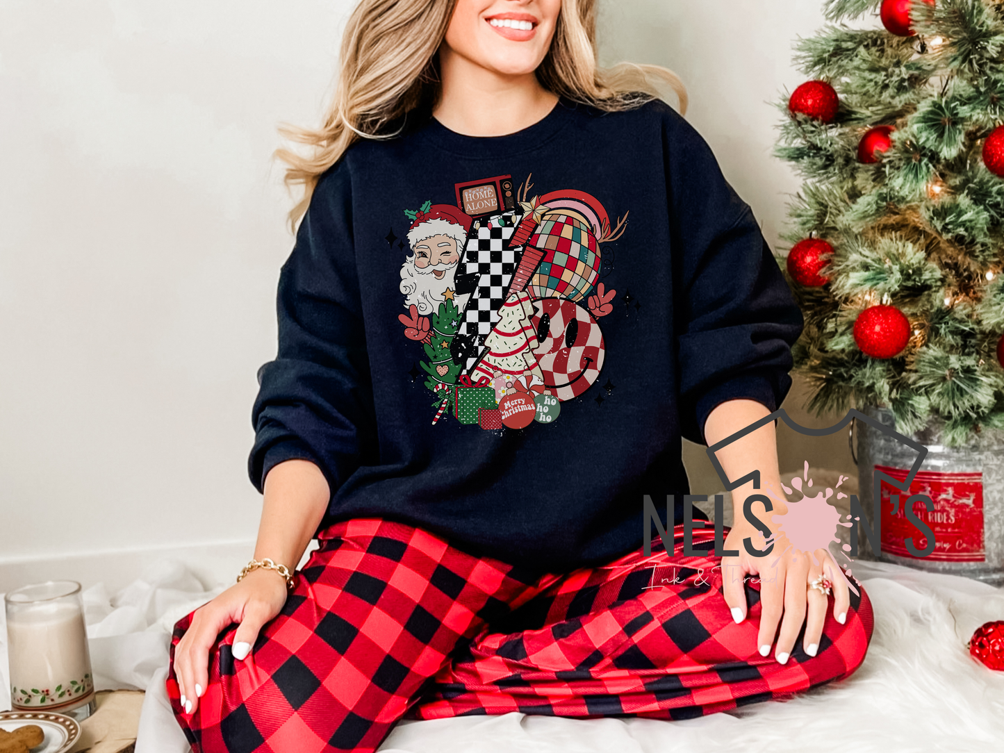 Christmas Retro Gildan Sweatshirt